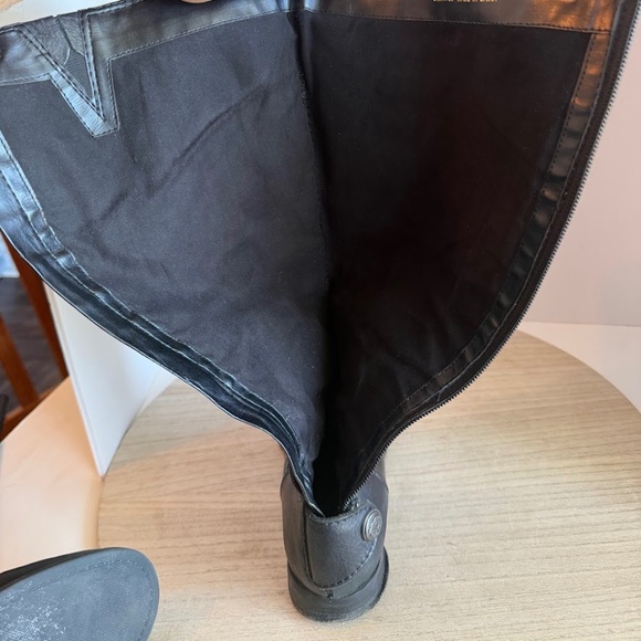 Arturo Chiang Women’s Black Leather Riding Boots Size 8M Zip Tall Silver Button - Picture 3 of 9